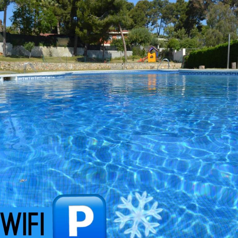 Pool, Beach, Golf & Hard Rock in Salou - Two-Bedroom Apartment - 1