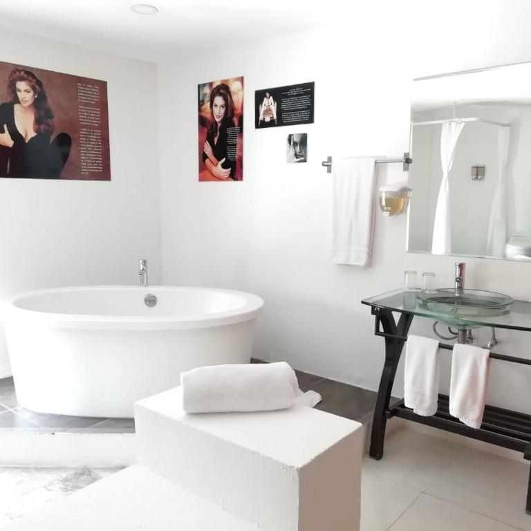 MayaFair Design Hotel - Suite Room - 7