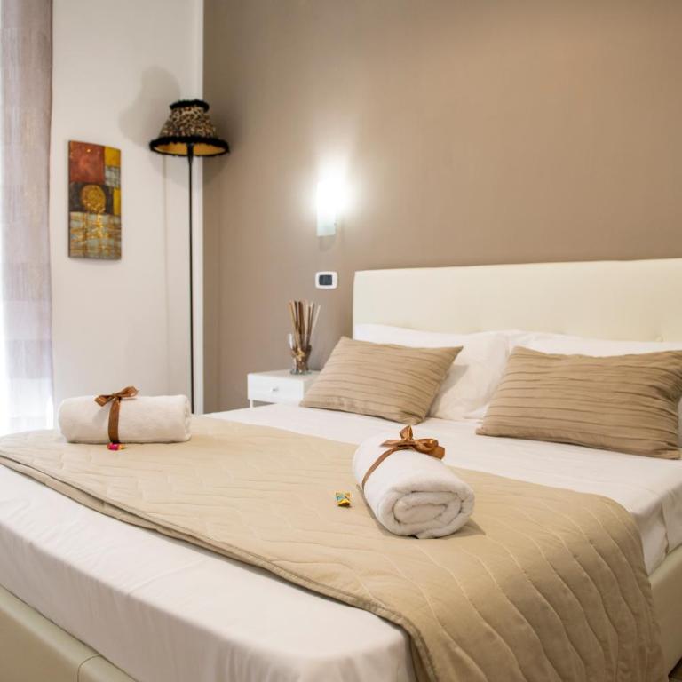 Smeraldo Suite - Double Room with Private Bathroom - 7