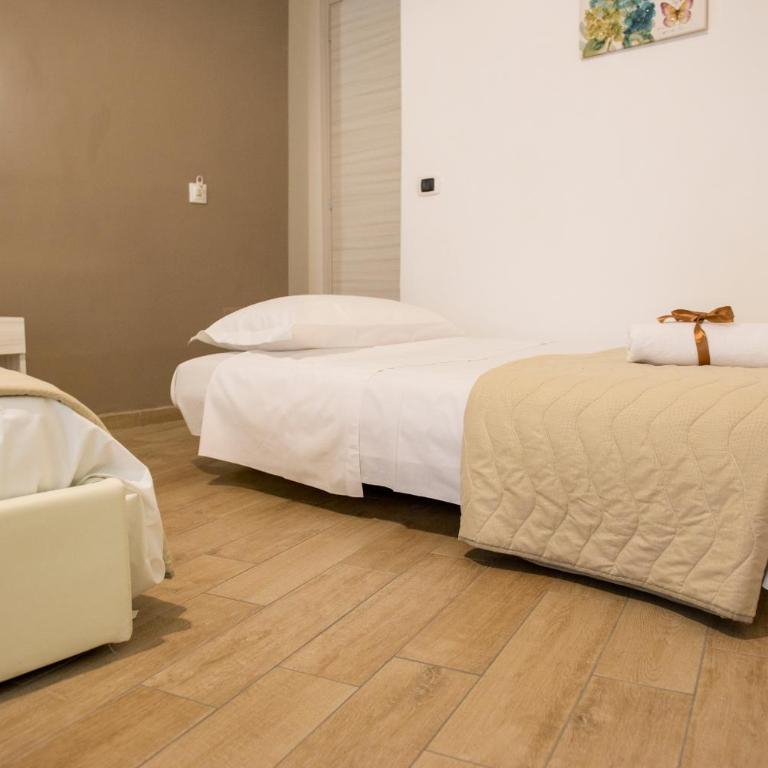 Smeraldo Suite - Triple Room with Private Bathroom - 6