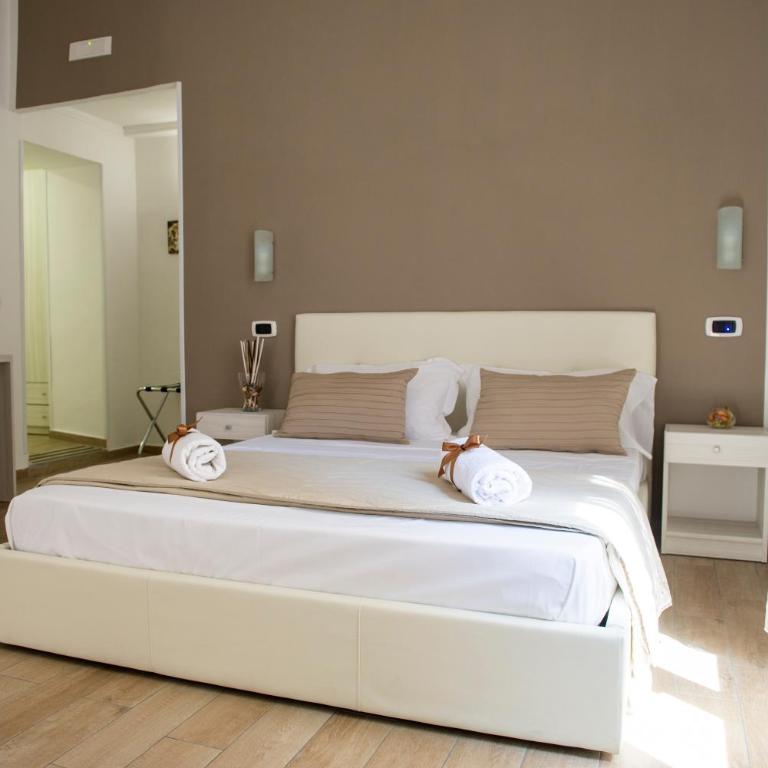 Smeraldo Suite - Triple Room with Private Bathroom - 13