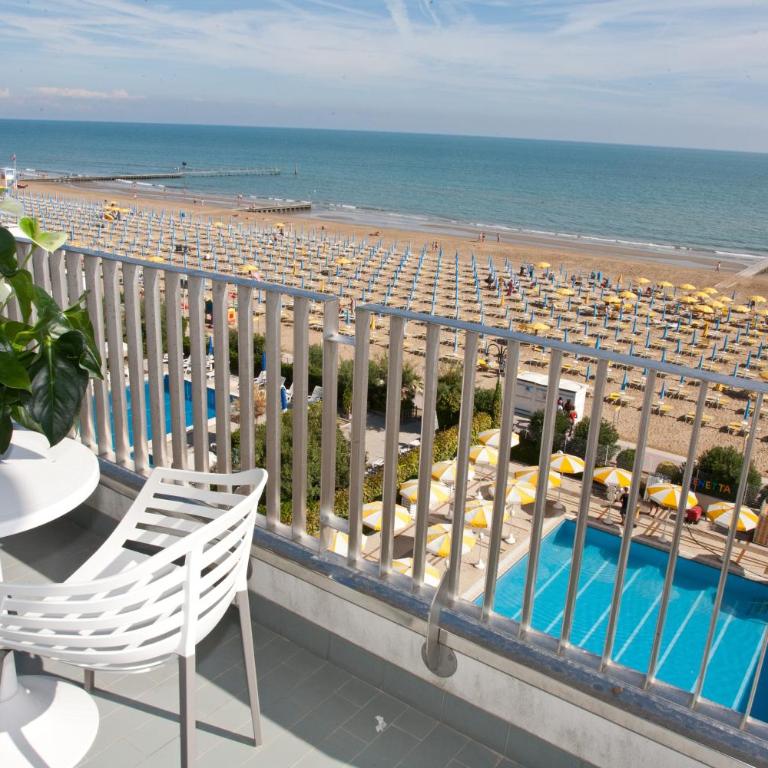 Hotel Sirenetta - Camera Matrimoniale Deluxe con Vista Mare Frontale - 6