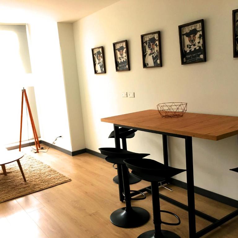 Cora 96 Street Apartments - Duplex Suite - 13