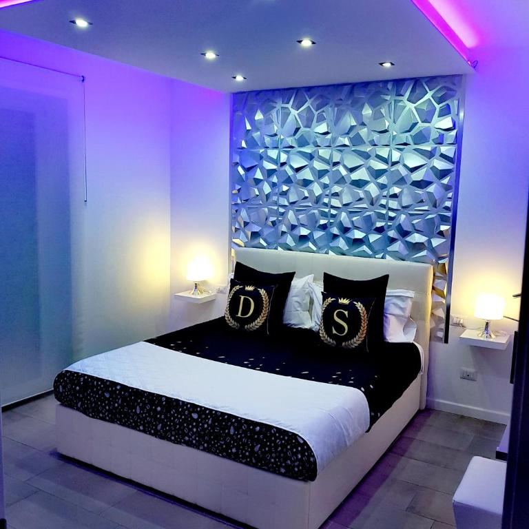 Diamond Suite Verona - King Suite with Spa Bath - 22