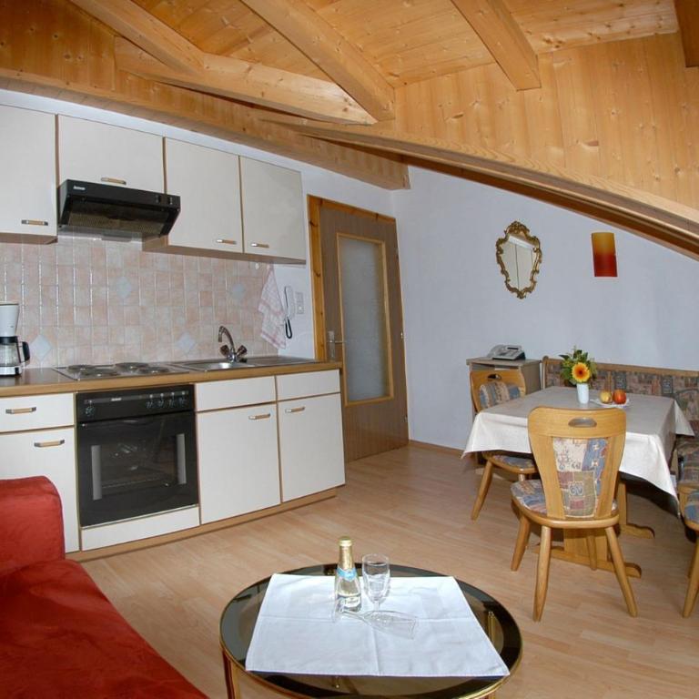 Haus Romantika - Apartment mit 3 Schlafzimmern - 2