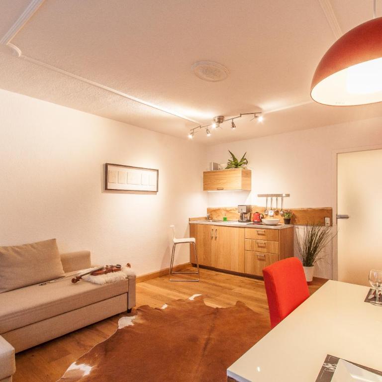 Zentrales City-Apartment mit Blick ins Grüne - Apartment - Erdgeschoss - 1