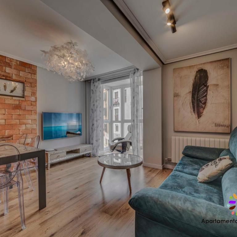 Edificio Aptos Turisticos - Burgos Centro HC7 - Apartamento de 2 dormitorios con balcón - 7
