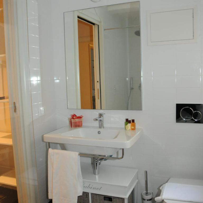 Alma Mater B&B - Camera Deluxe (2 Adulti + 1 Bambino) - 2