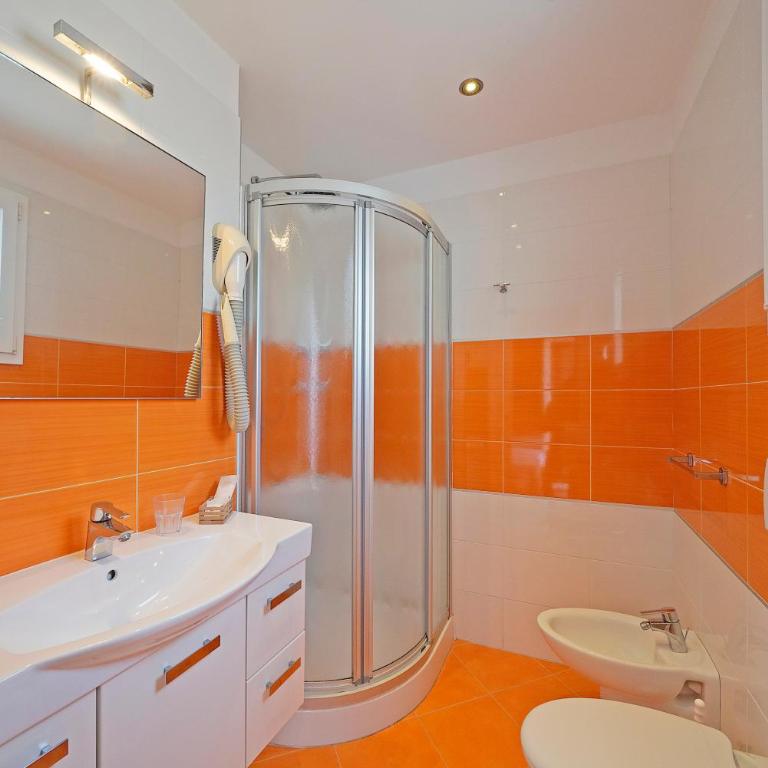 Hotel Strand a frontemare - Camera Familiare (2 Adulti + 2 Bambini) - 1