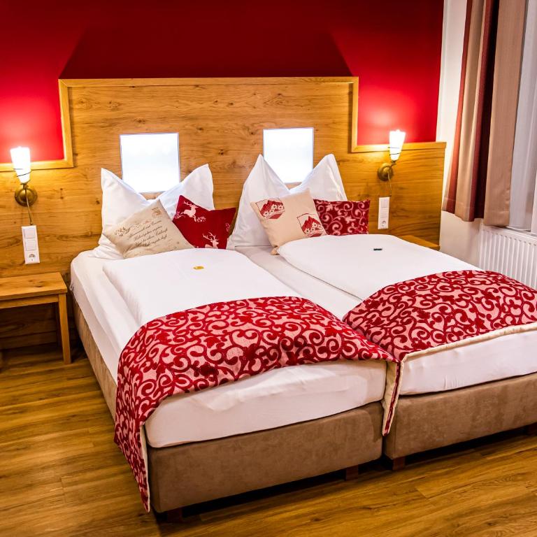 Landhotel Timmerer - Doppel- oder Zweibettzimmer - 1
