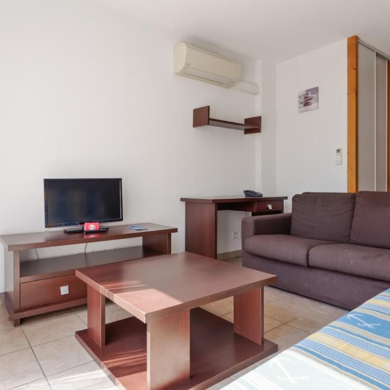 Comfort Aparthotel Six-Fours - Appartement 2 Chambres - 3