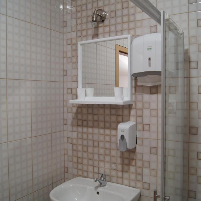 SOBE ROOMS GAVRILO - Deluks Dvokrevetna Soba sa Bračnim Krevetom - 3