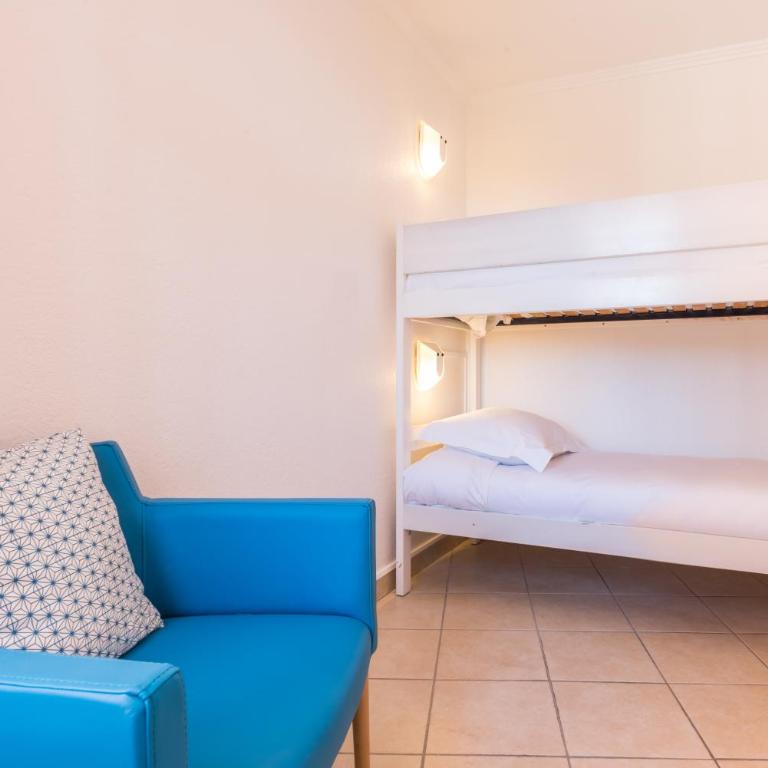 Hôtel de l'Esterel Pierre & Vacances - Chambre Quadruple avec Coin Nuit, Climatisation et Terrasse ou Balcon - 3