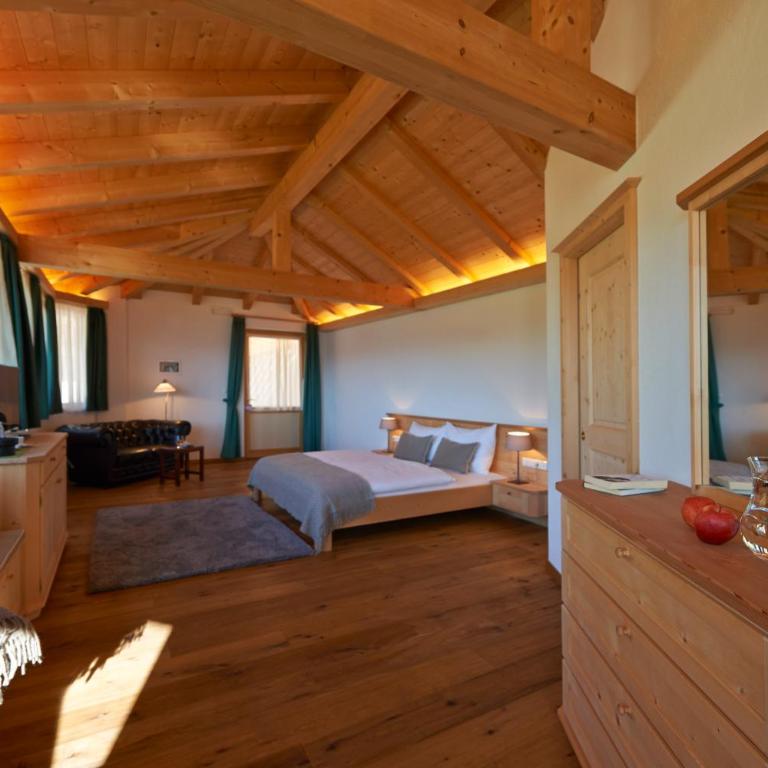 Chalet Grumer Suites&Spa - Suite Deluxe con Vasca Idromassaggio - 10
