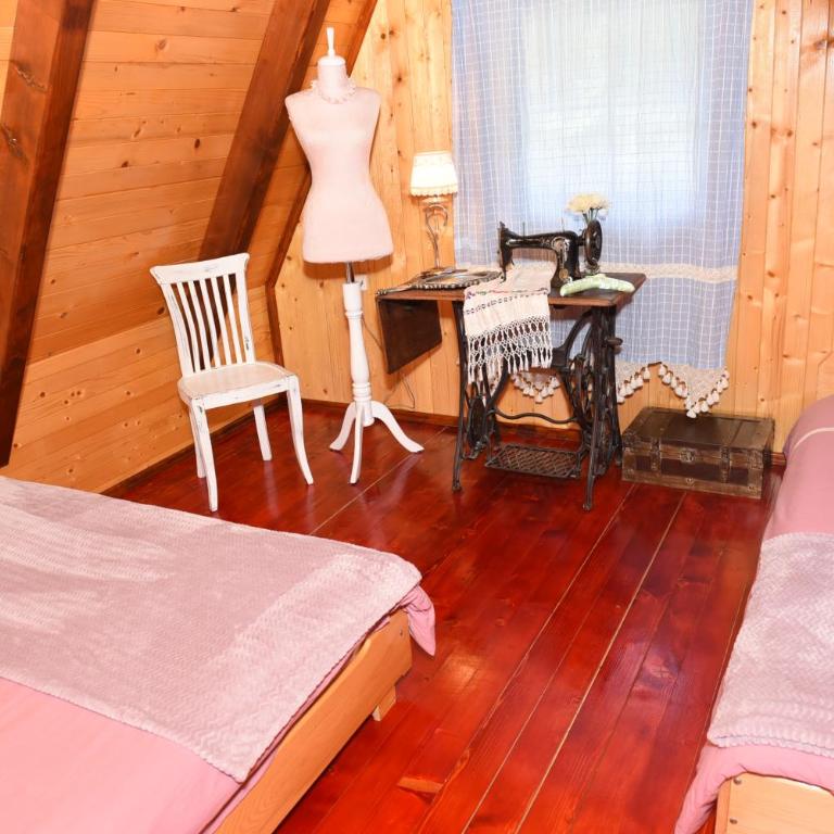 Višnjin Dom - Gradska Kuća sa 2 Spavaće Sobe - 15