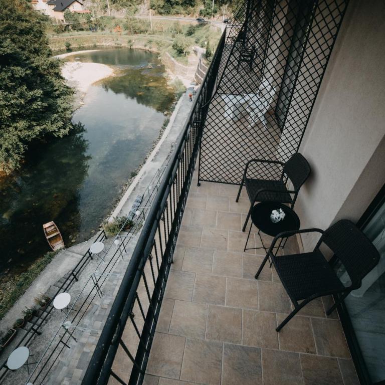 Hotel Kostelski Buk - Deluxe Quadruple Room - 9