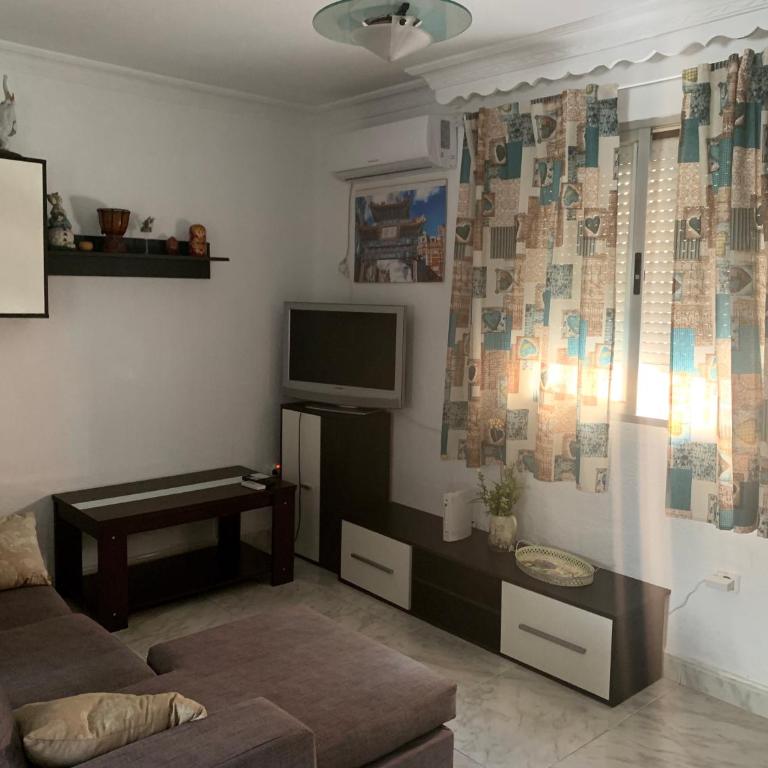 Calle cómico Riquelme 23 segundo - Apartment - 1