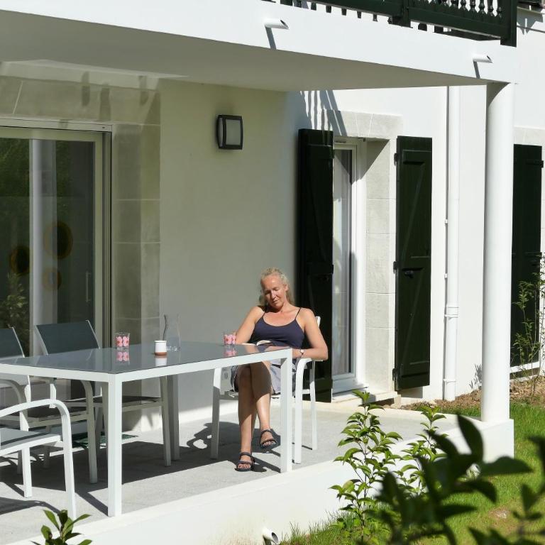 BaskoParadis I Apt I Central I Calme I Lumineux I Lit 160 I Terrasse I Jardin - Appartement Deluxe - 13