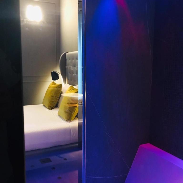 Palco Noir! Suites & Rooms - Deluxe Junior Suite - 13