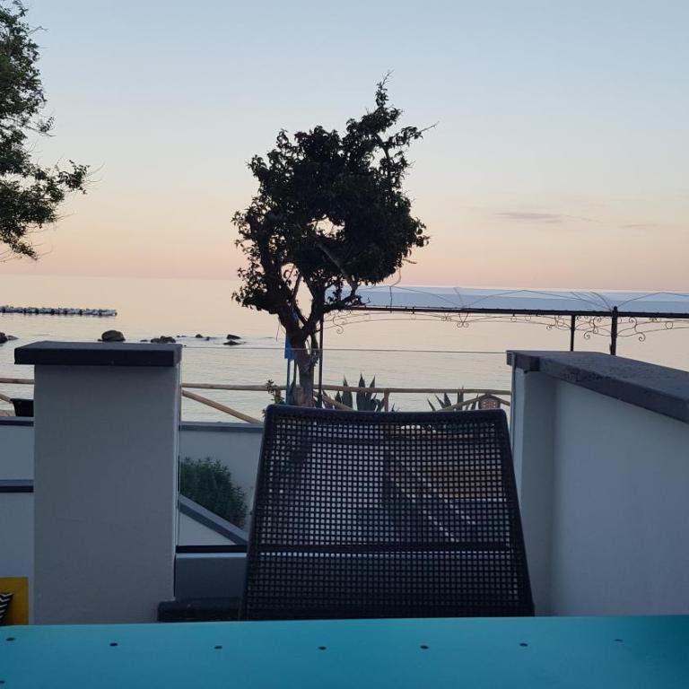 Appartamenti Jlune - Appartamento Monolocale con Vista Mare - 8