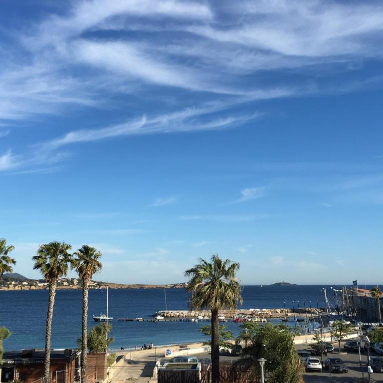 Bandol, vue panoramique sur la mer, la plage, le port - Apartment mit 2 Schlafzimmern - 21