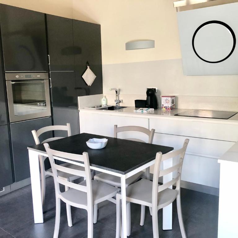 Casa Del Cavaliere - Deluxe Apartment with Garden and Terrace (4 Adults) - 23