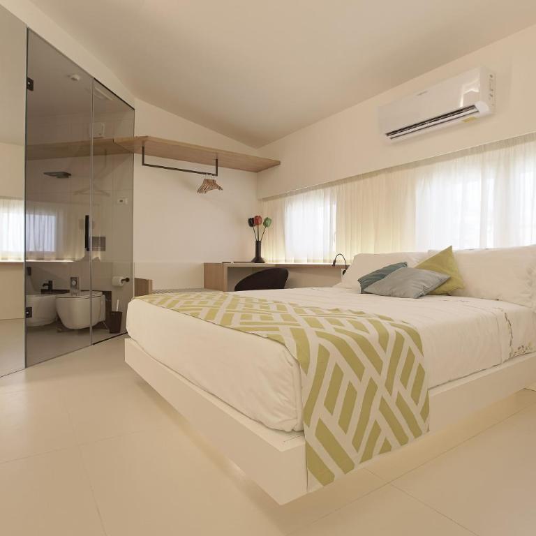 Hedoné Design Experience B&B - Camera Matrimoniale Deluxe con 1 Letto Supplementare - 3