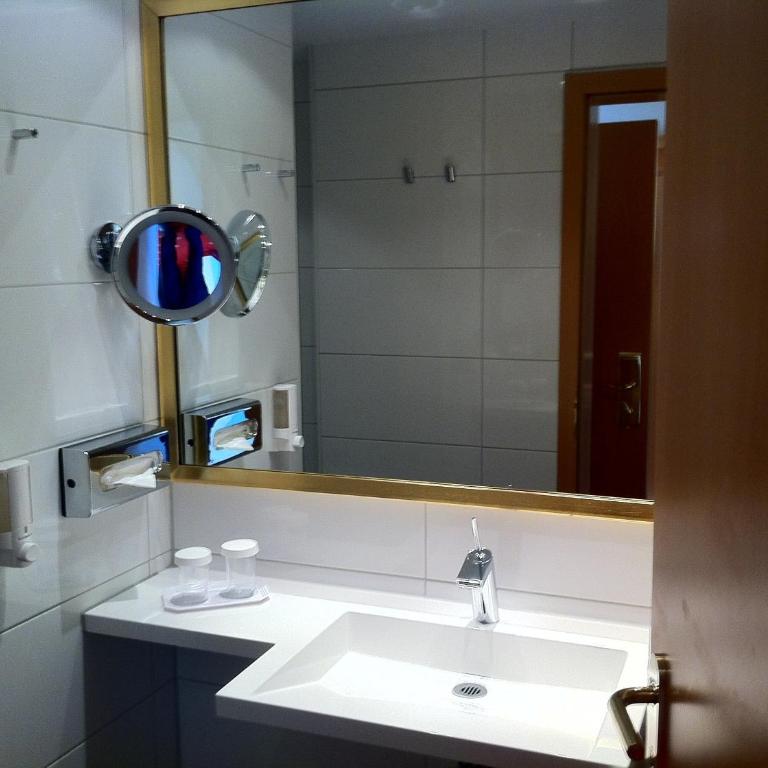 Hotel Schlosskrone - Classic Doppel-/Zweibettzimmer - Luitpold - 4