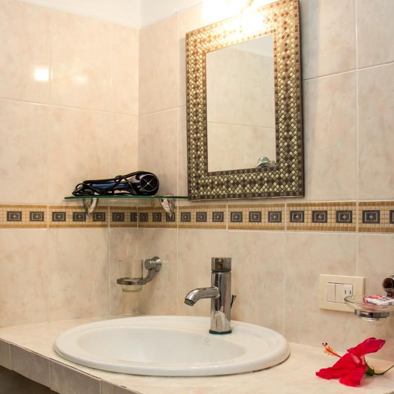 Hotel Sol Playa - Habitación Estándar - Cama extragrande - 9