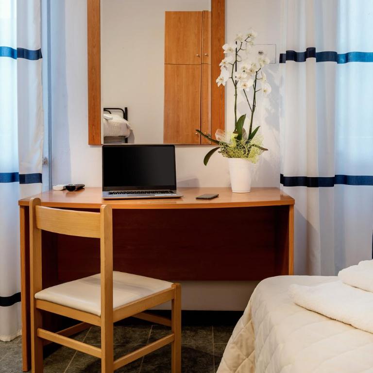 Hotel Pierre "NUOVA GESTIONE" - Classic Quadruple Room - 4