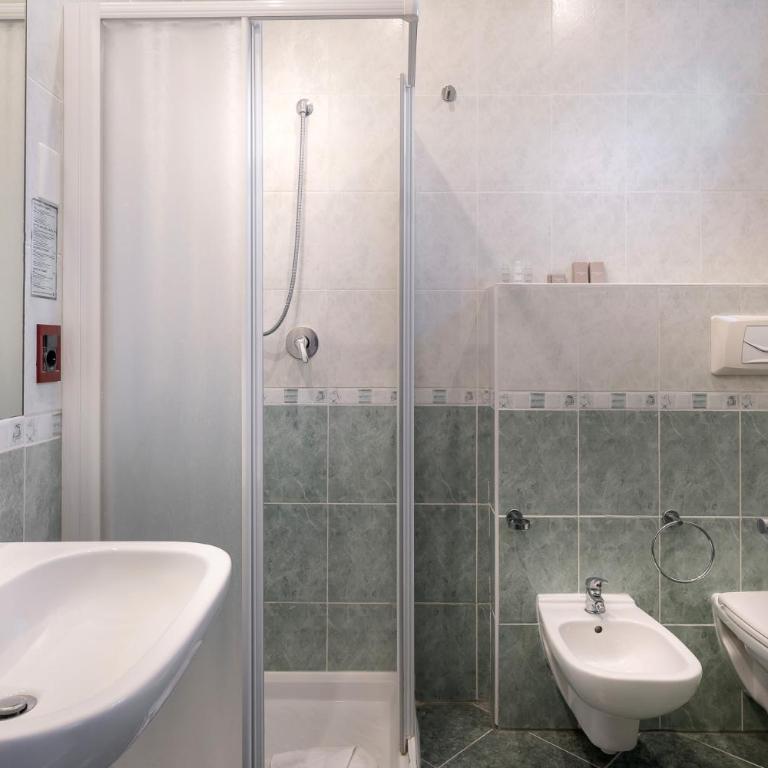 Hotel Pierre "NUOVA GESTIONE" - Classic Quadruple Room - 1