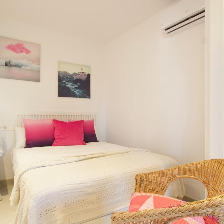 Sunny bungalow with sea view nearby Carihuela Beach - One-Bedroom Apartment - 9