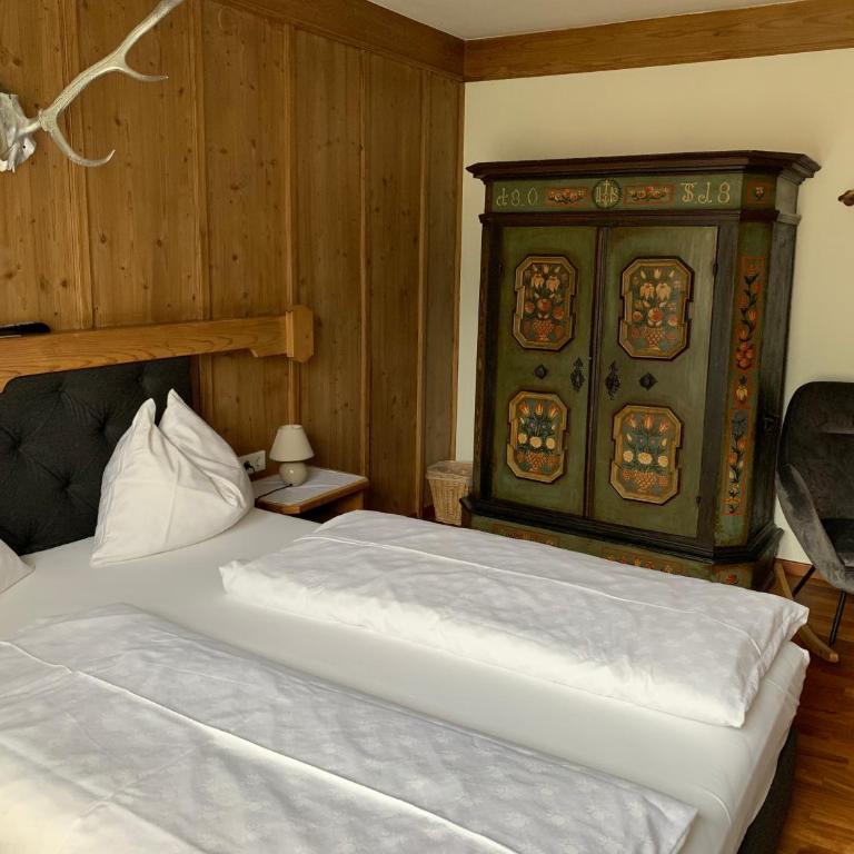 Pension Jaga Hias - Doppelzimmer - 10