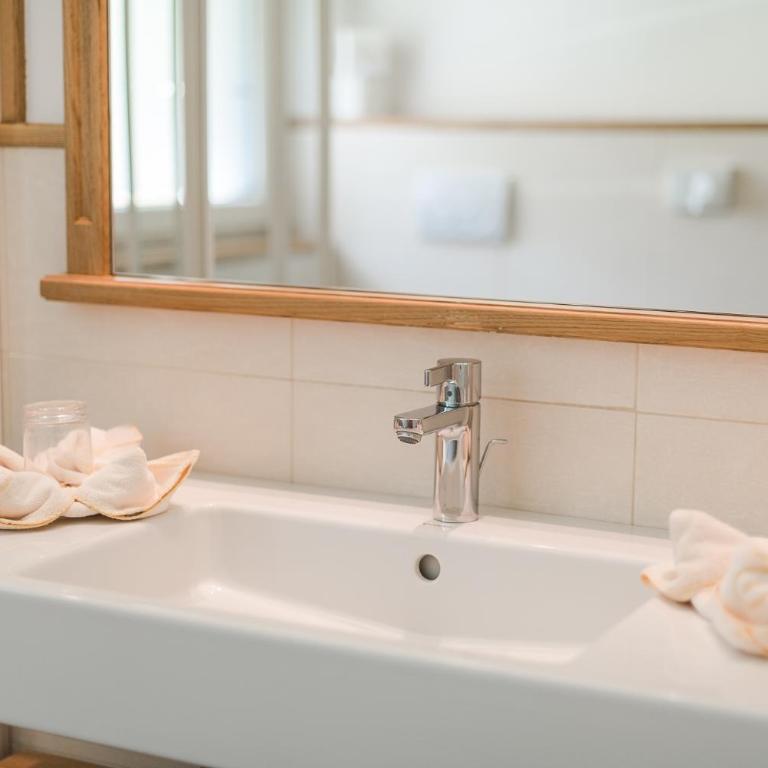 Hotel Lärchenhof - Comfort Doppelzimmer mit Balkon und Bergblick - 3