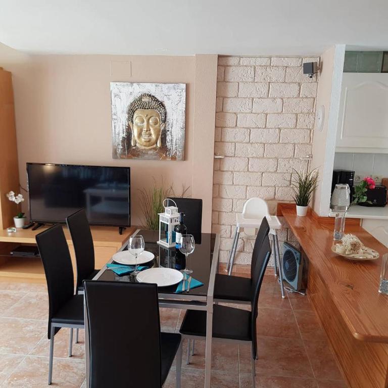 Villa Roque del Conde with fantastic sea view, terrace, pool, Wifi, SAT-TV, garage - Casa de 2 dormitorios - 7