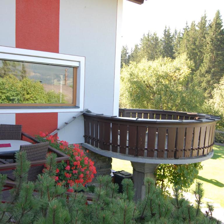 Gästehaus Schwaiger - Apartment Nr. 4 mit 2 Schlafzimmern und Terrasse - 3