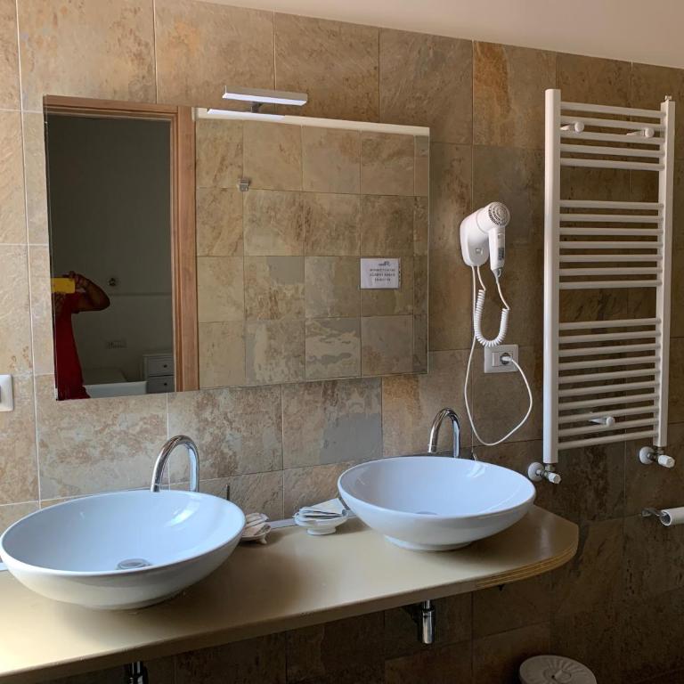 Golden Nice - Deluxe Double Room - 17