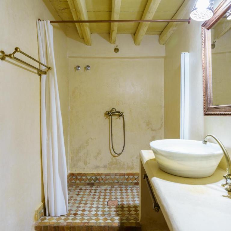 Palacio Conde de Cabra - One-Bedroom Apartment - 2