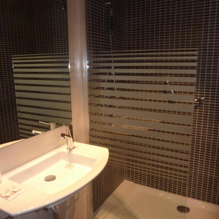 Barcelona House - Double or Twin Room - 1
