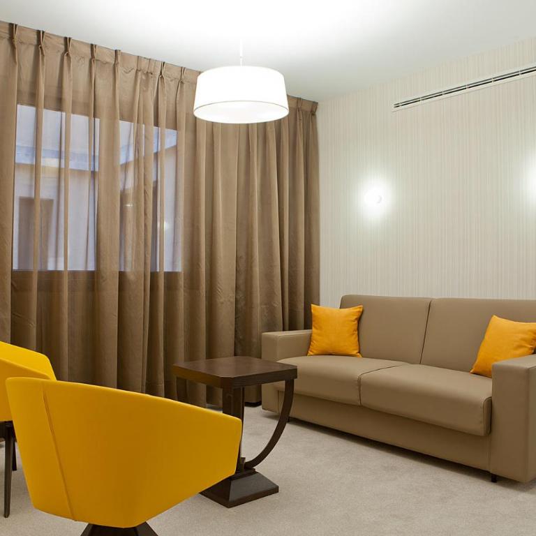 Hotel Liabeny - Superior Double or Twin Room - 7