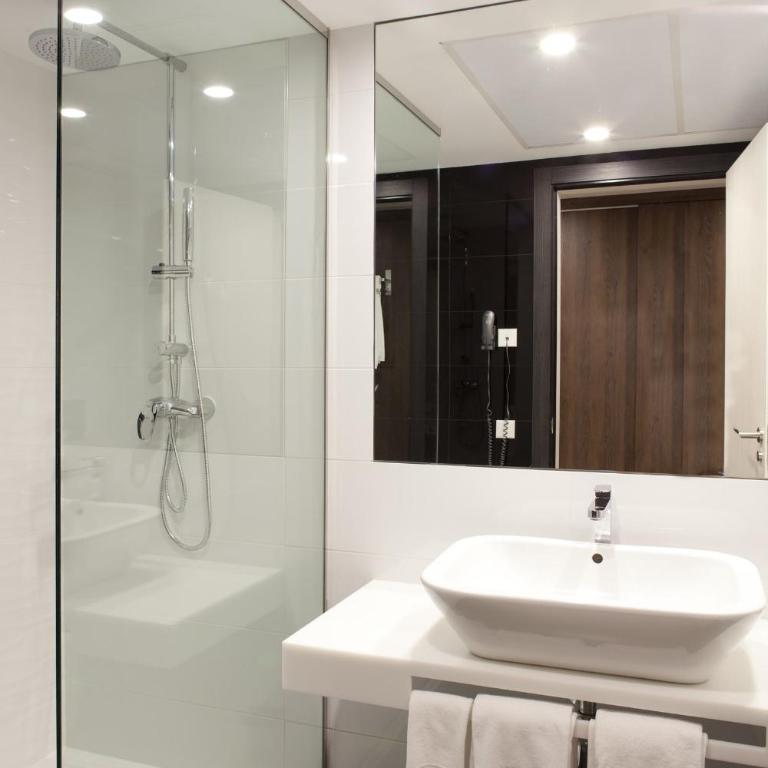 Hotel Liabeny - Superior Triple Room - 1