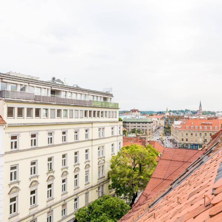 Große Dachgeschosswohnung im Herzen von Graz - Apartment - auf 2 Etagen - 26