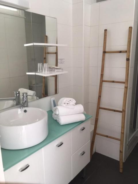 Le Grand Large Bord de Mer Hotel & Appartements - Chambre Double Supérieure - Vue sur Mer - 10