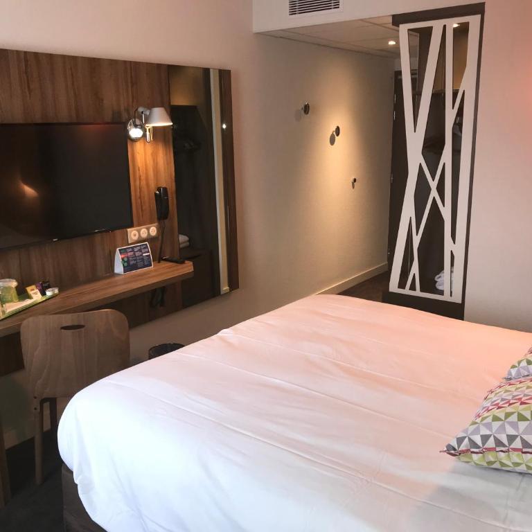 Campanile Annemasse Est Findrol CHAL - Chambre Double Standard - 9