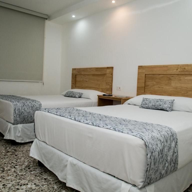 Booking 500 - Double or Twin Room - 7