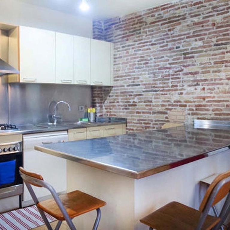 Bcn-rentals apartments in the Old town - Two-Bedroom Apartment - 10