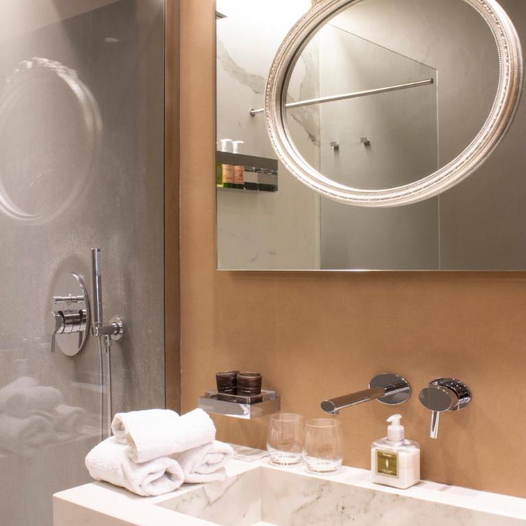 Le Quattro Dame Luxury Suites - Junior Suite - 4