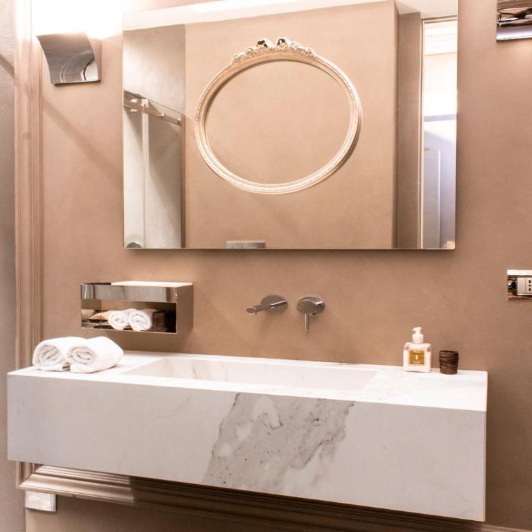Le Quattro Dame Luxury Suites - Junior Suite Deluxe - 3
