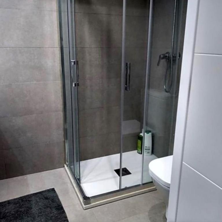 Apartamento totalmente reformado en 1ª linea - Apartamento de 3 dormitorios - 12