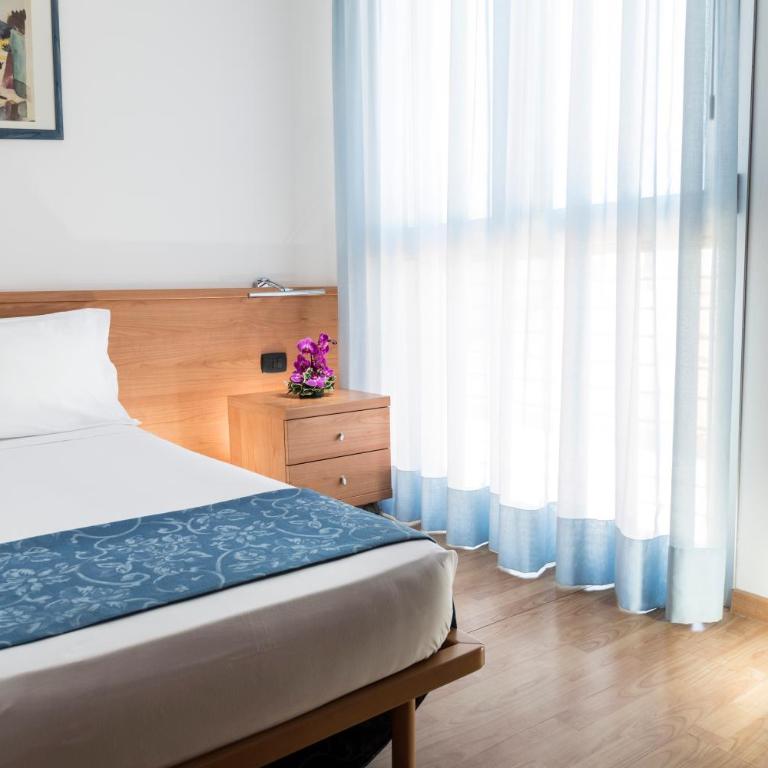 Aparthotel Esperya - Appartamento con 2 Camere da Letto (4 Adulti) - 2